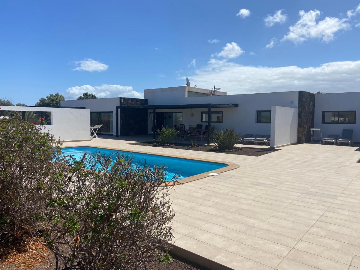Heated & Shared Pool Villa Matriana 36A, North Shore Villas Lajares Eksteriør billede