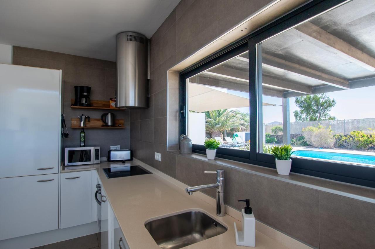 Heated & Shared Pool Villa Matriana 36A, North Shore Villas Lajares Eksteriør billede